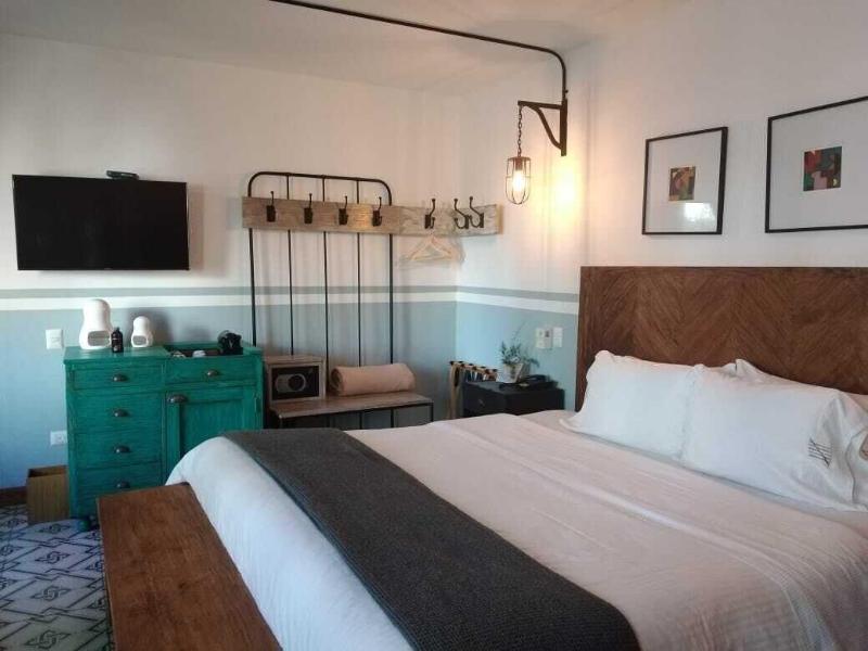 Clandestino Hotel - Adults Only image