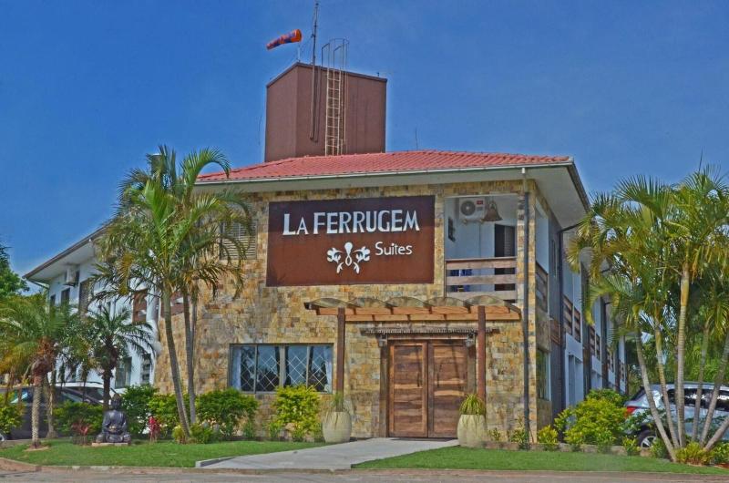 Pousada La Ferrugem Suites