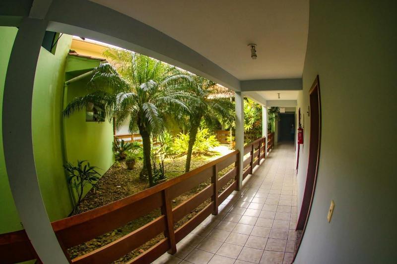 Pousada La Ferrugem Suites
