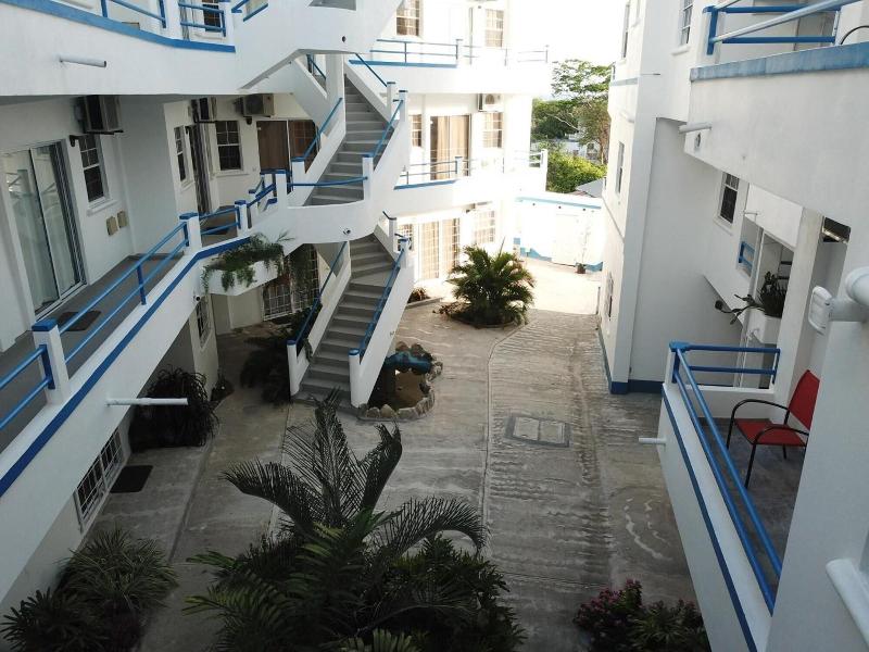 Blue Star Apartments and Hotel image