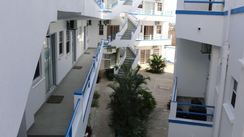 Blue Star Apartments and Hotel image