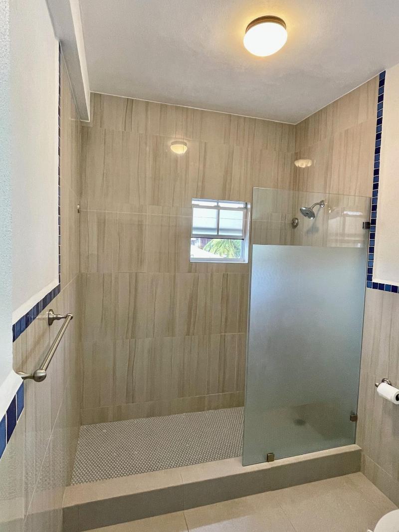 Blue Star Apartments and Hotel image