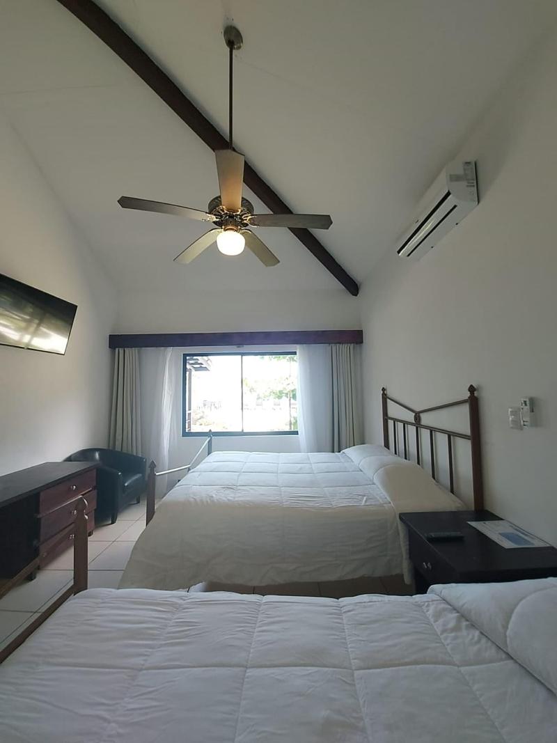 Villas Azul image