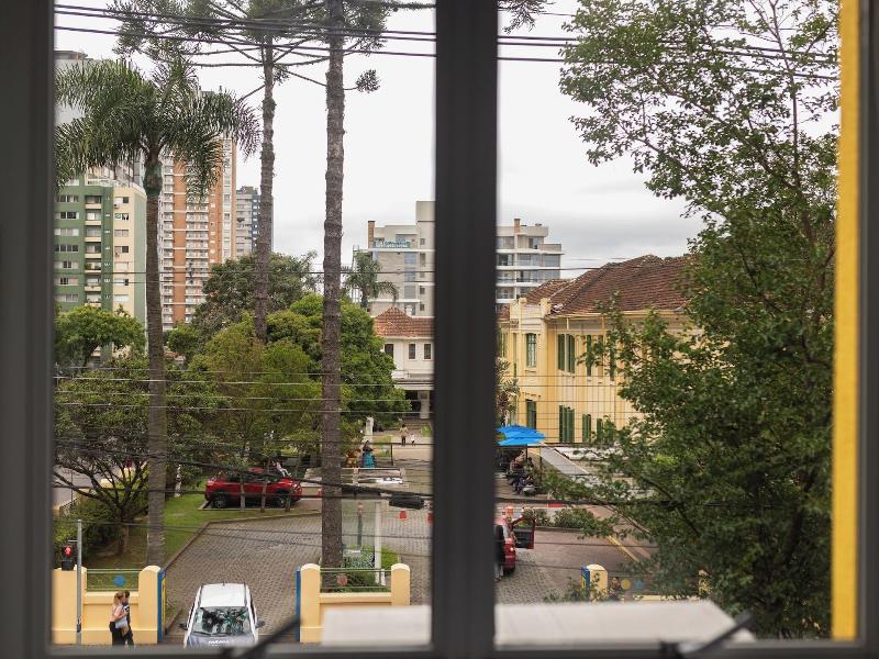 Esquina Batel Hotel — exterior view