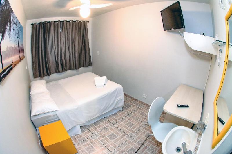 Esquina Batel Hotel image