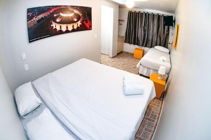 Esquina Batel Hotel image