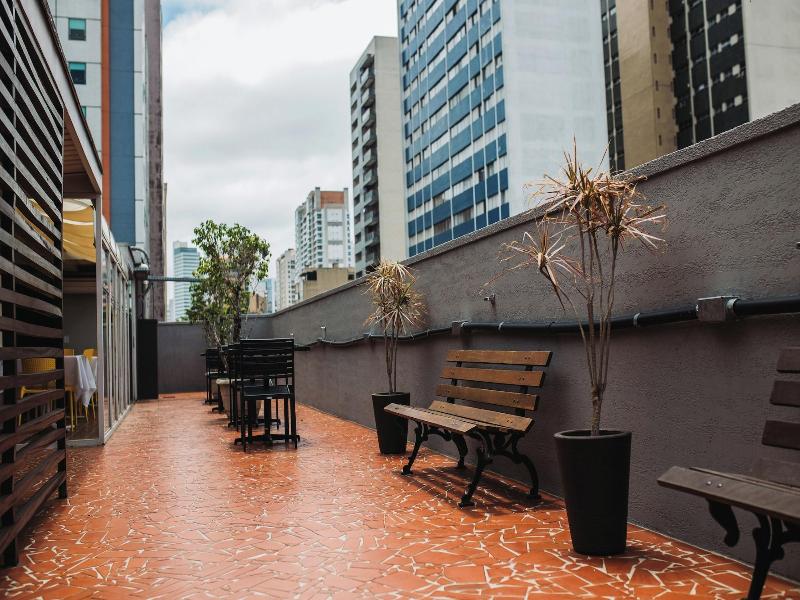 Esquina Batel Hotel image