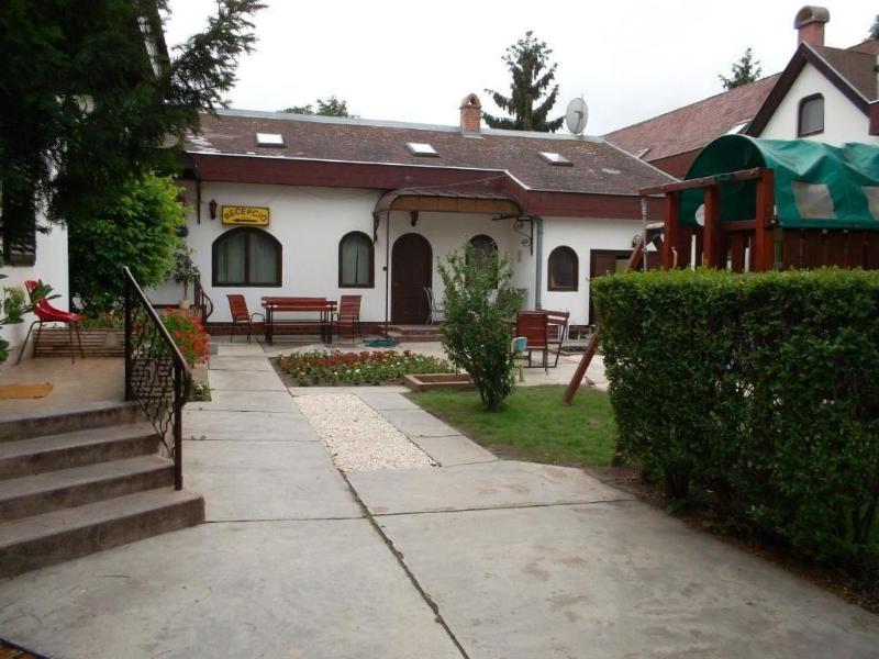 Hotel Palota image