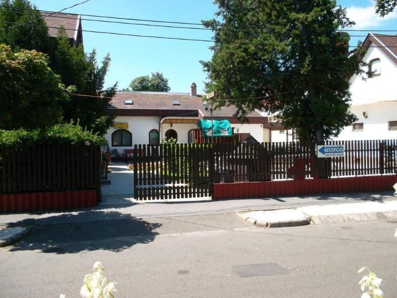 Hotel Palota image