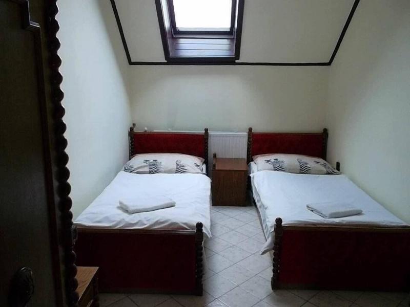 Hotel Palota image