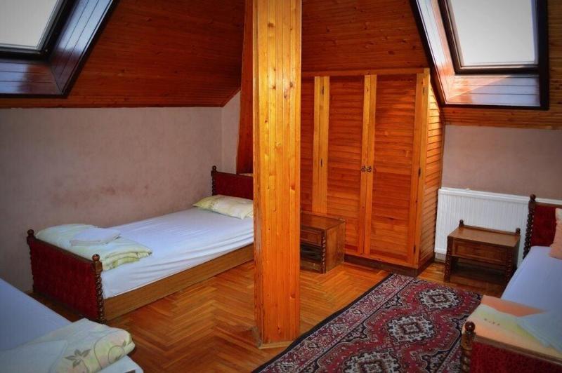 Hotel Palota image