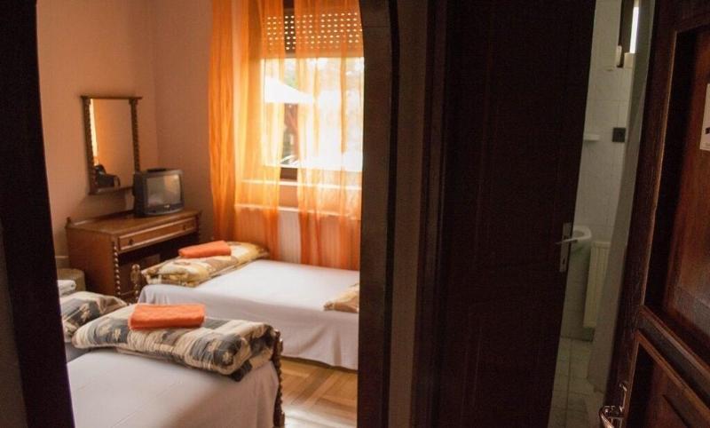 Hotel Palota image