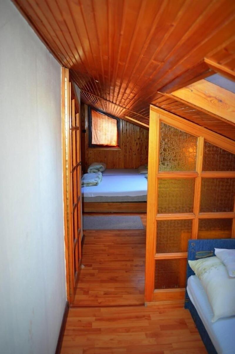Hotel Palota image