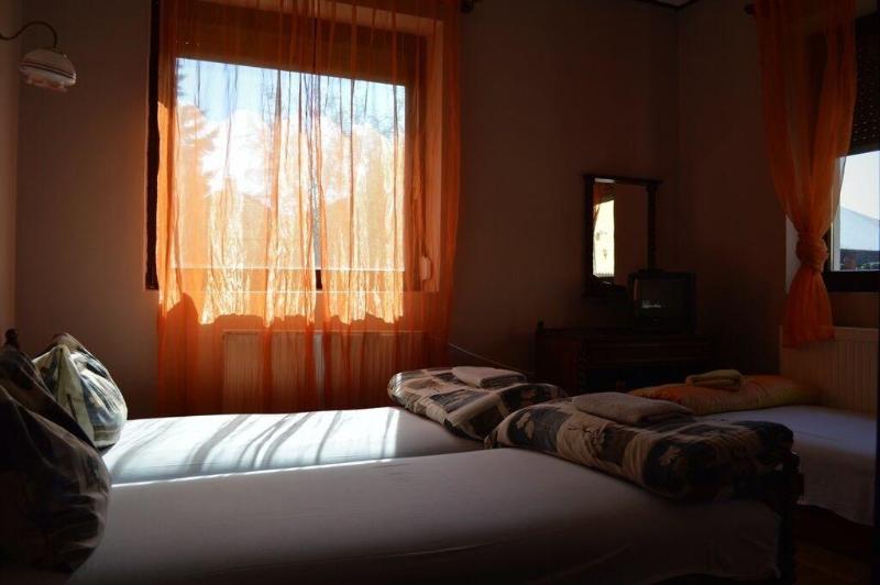 Hotel Palota image