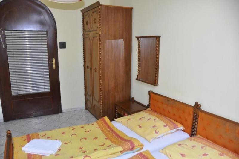 Hotel Palota image