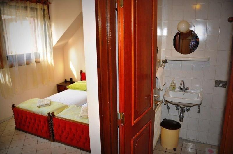 Hotel Palota image