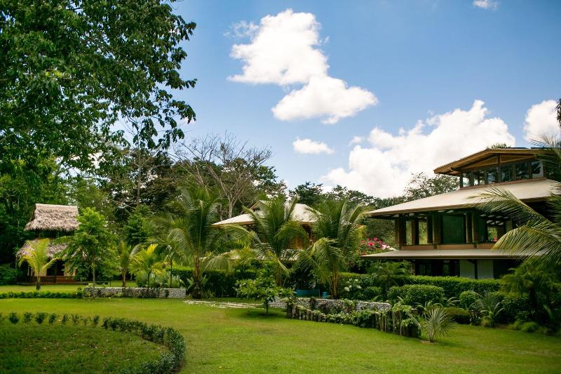 Blue Osa Yoga Retreat & Spa