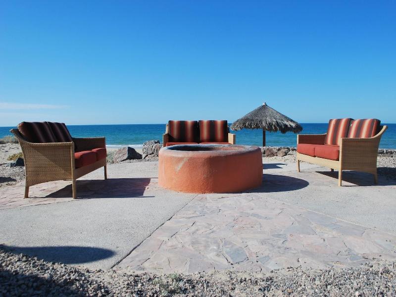 Encanto Living 0504 -2BR by Kivoya