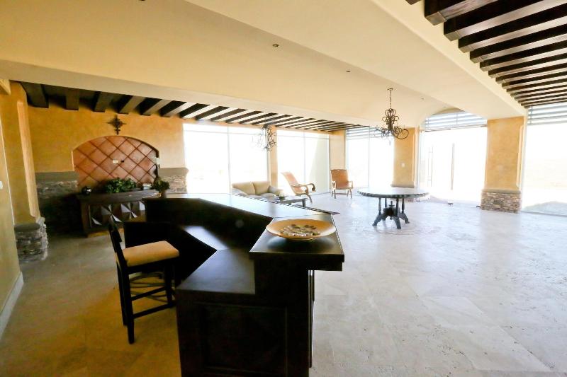 Encanto Living 0504 -2BR by Kivoya