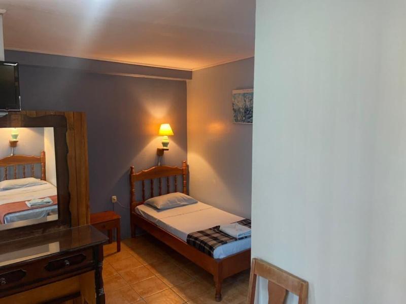 Hotel Naralit image