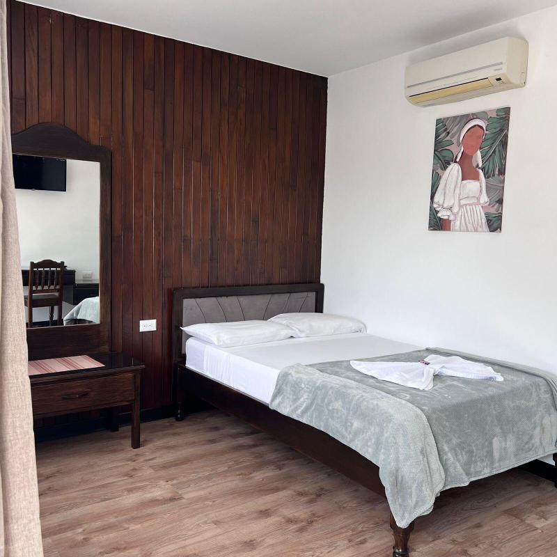 Hotel Naralit image