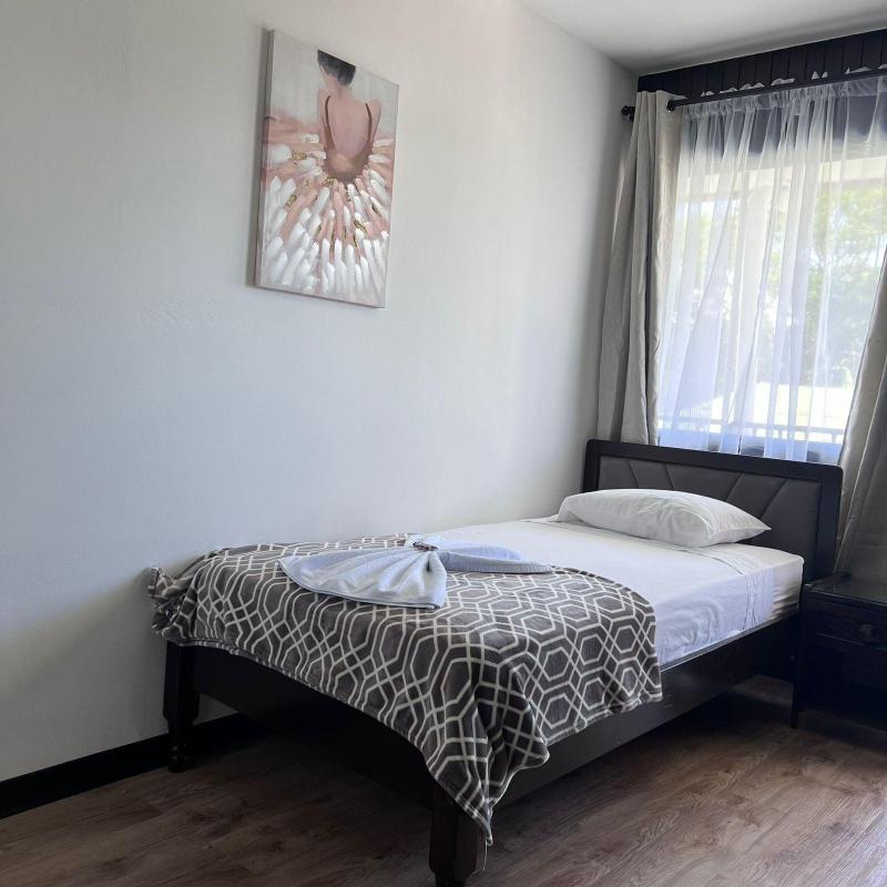Hotel Naralit image