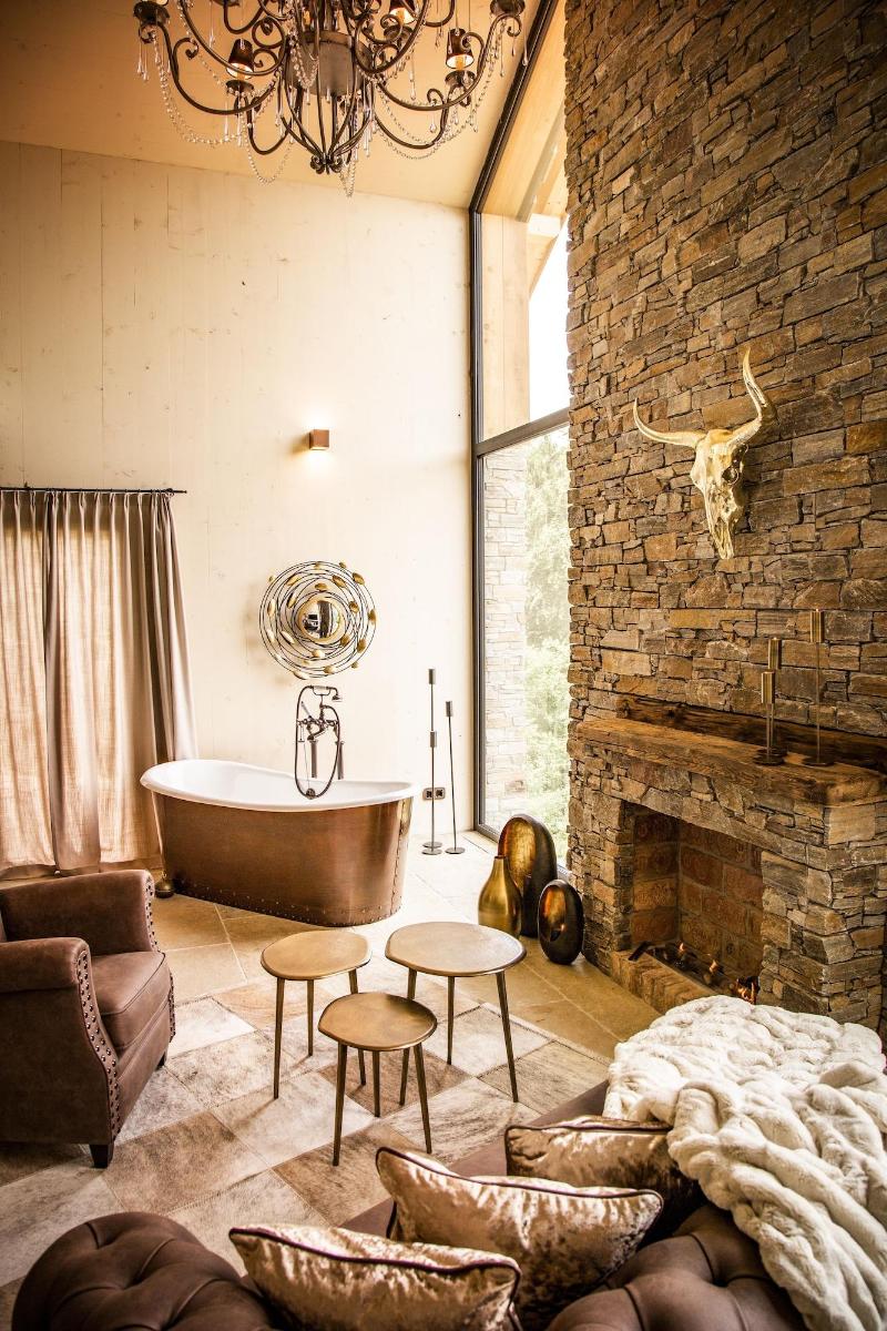 Golden Hill Country Chalets & Suites image