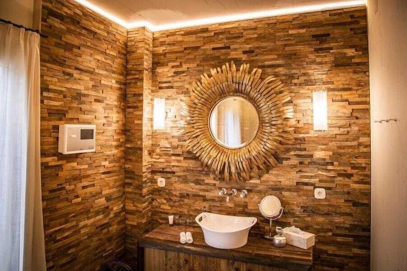 Golden Hill Country Chalets & Suites image