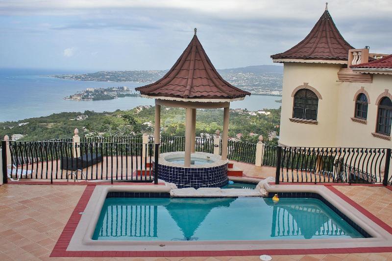 Clarridge View Guest House image
