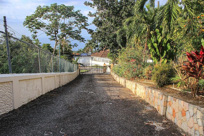 Clarridge View Guest House image