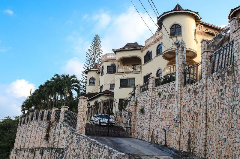 Clarridge View Guest House image