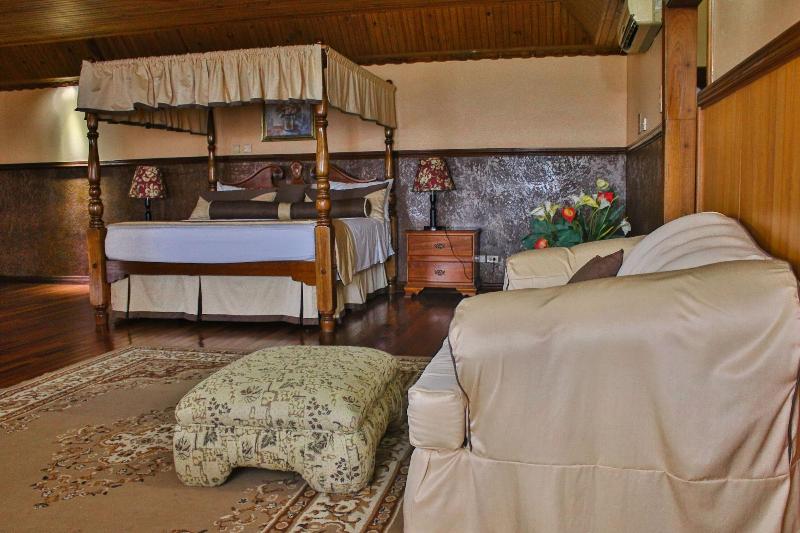 Clarridge View Guest House image