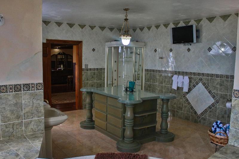 Clarridge View Guest House image