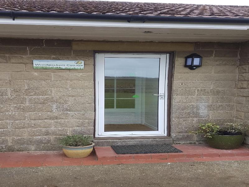 Woodpeckers Cottage image