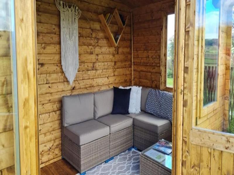 Woodpeckers Cottage image