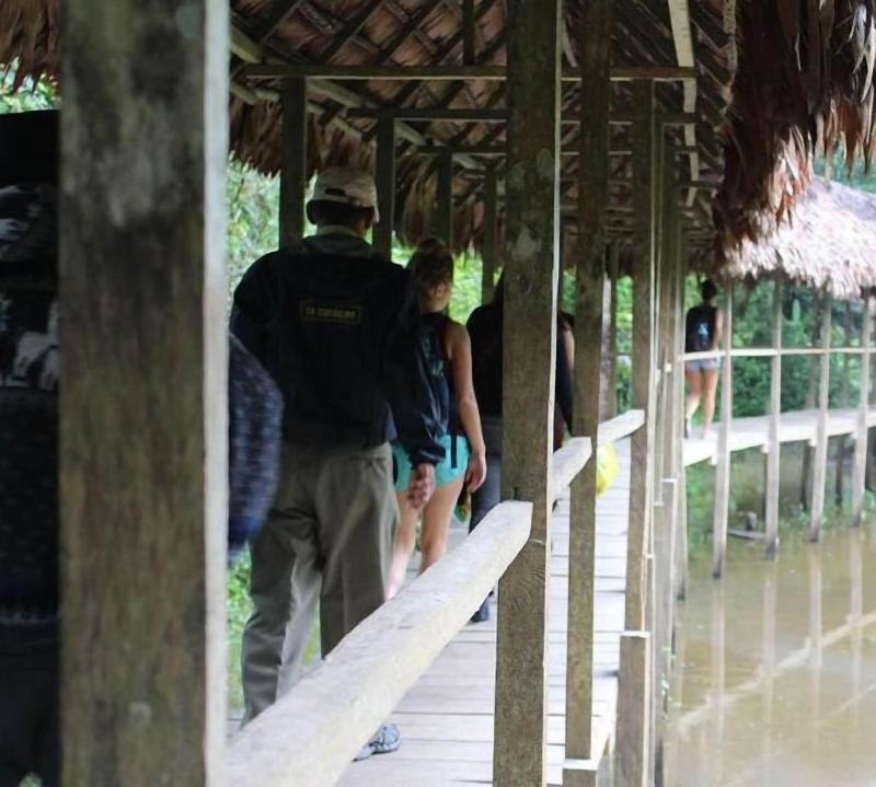 Cumaceba Amazon Lodge image