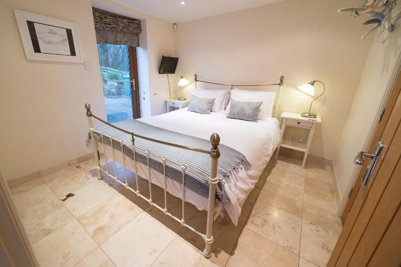 Brush and Boot B&B image