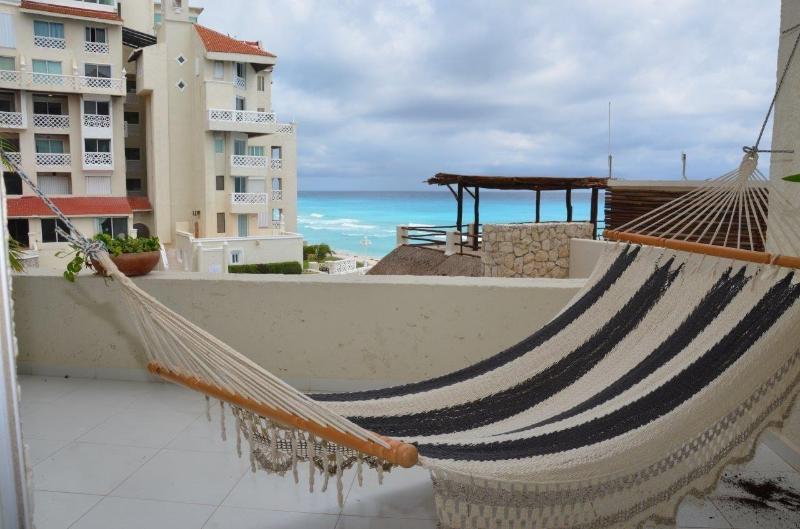 Amigo Rental image