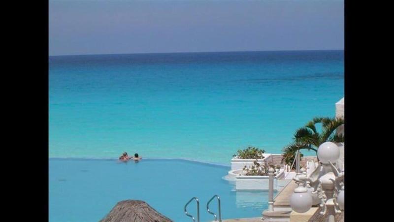Amigo Rental image