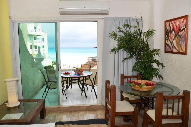 Amigo Rental image