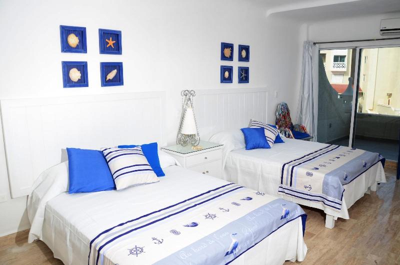 Amigo Rental image