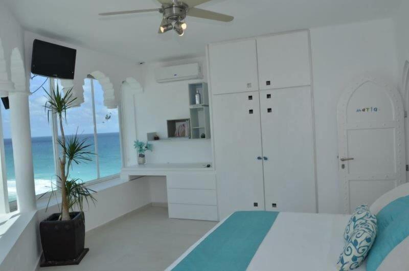 Amigo Rental image