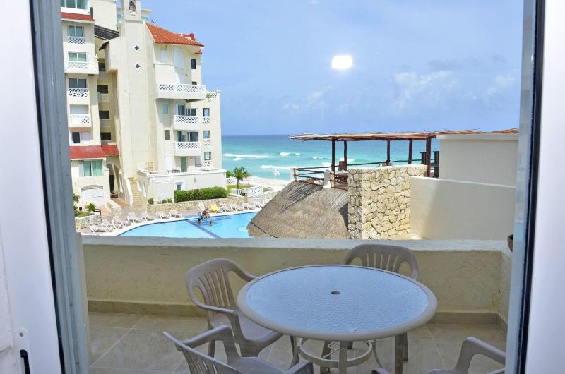 Amigo Rental image