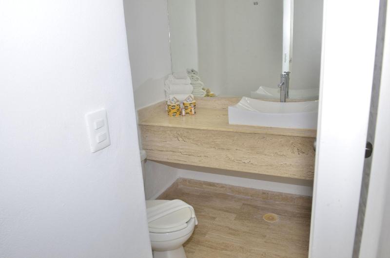 Amigo Rental image