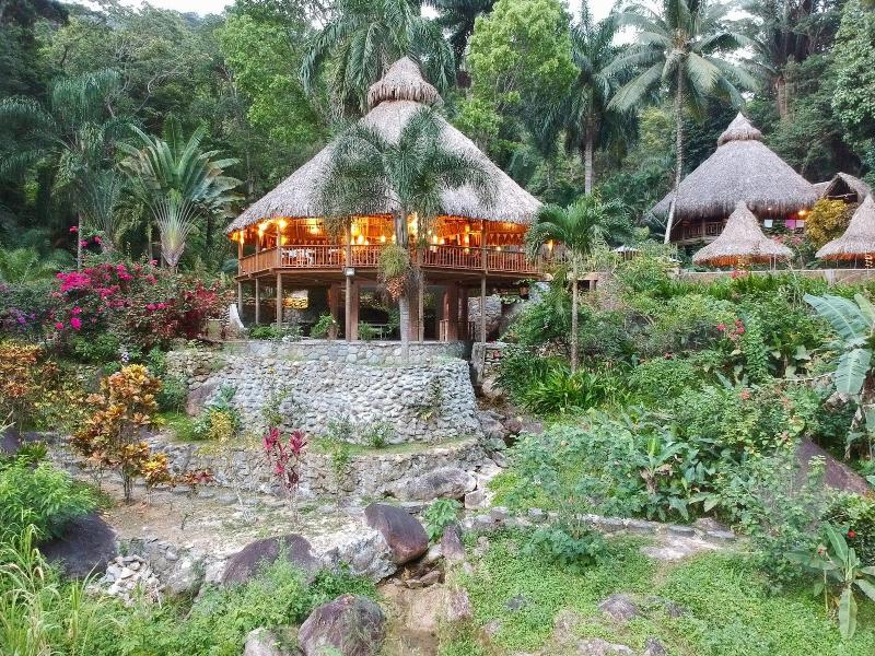 Villas Pico Bonito image