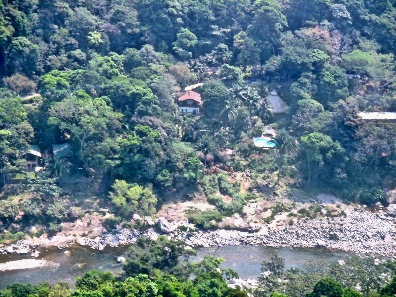 Villas Pico Bonito image