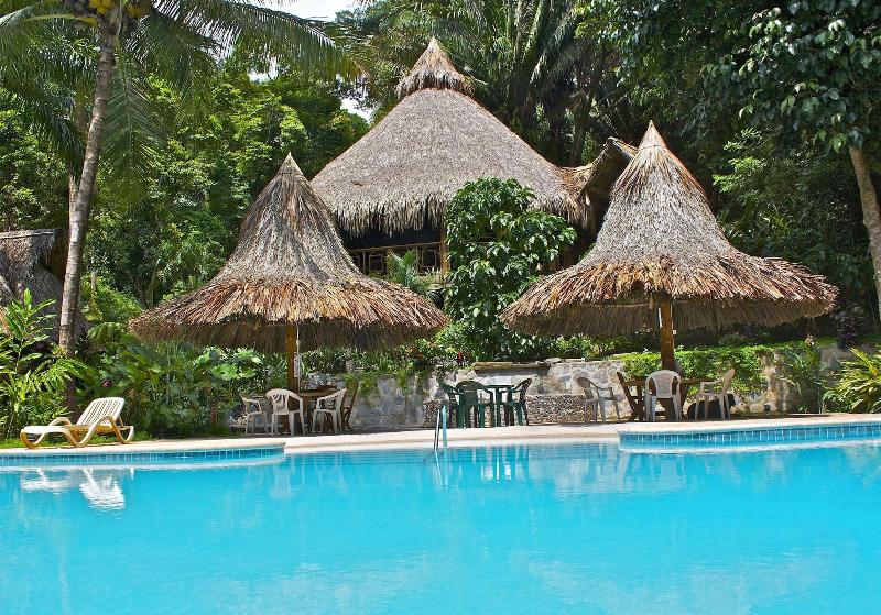 Villas Pico Bonito image