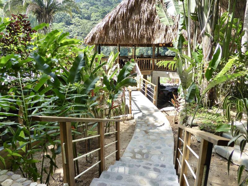 Villas Pico Bonito image