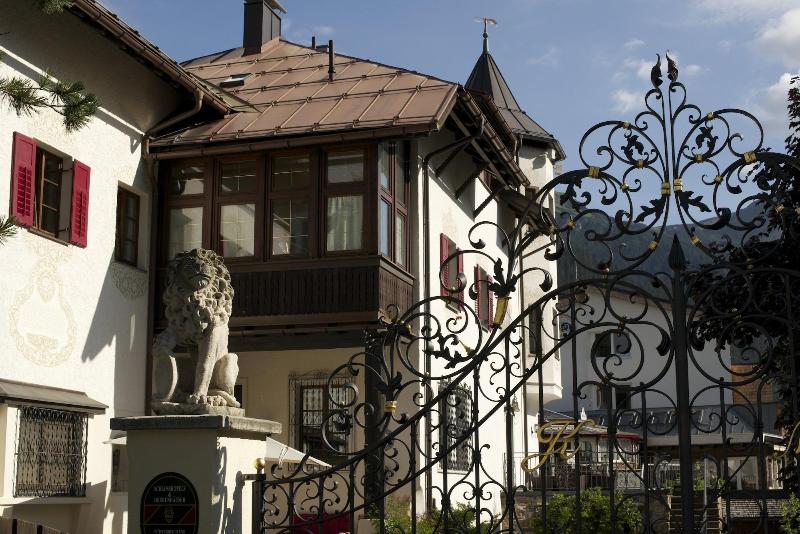 Schlosshotel BergschlÃ¶ssl — exterior view