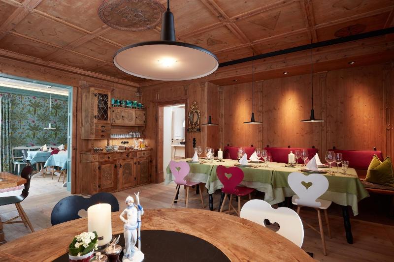 Schlosshotel BergschlÃ¶ssl image